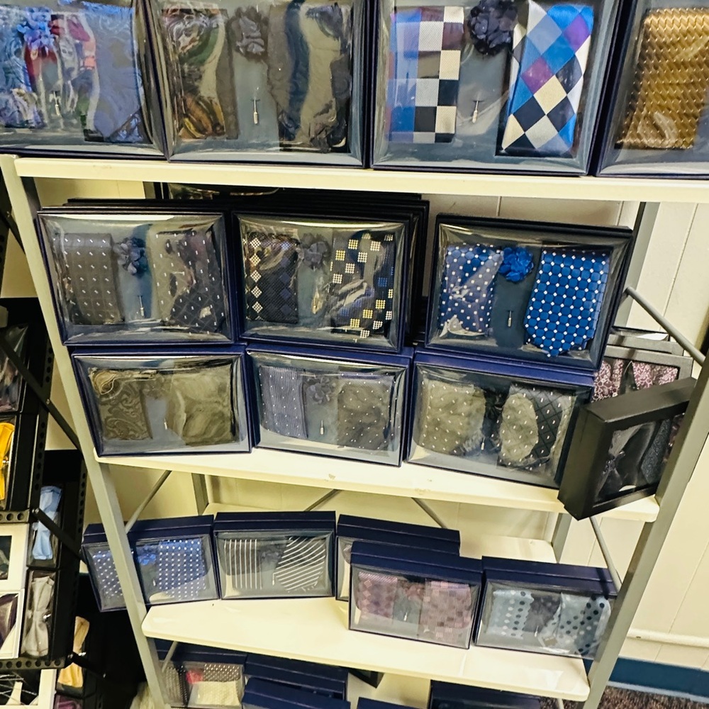 Othr Men's Tie and Pocket Square Gift Set - Blue, Navy, Black, Gray